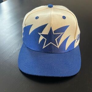 Vintage shark tooth logo athletic Dallas cowboys SnapBack hat